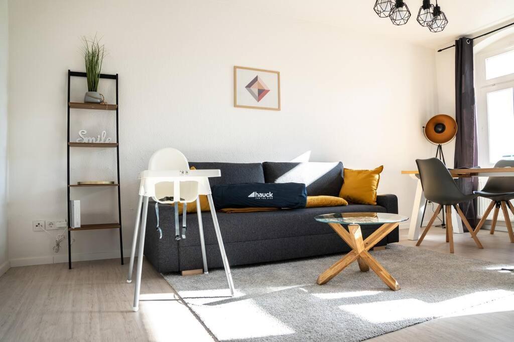 SUPER Lage modern Boxspringbett *Netflix* WLan* Lejlighed Chemnitz Eksteriør billede
