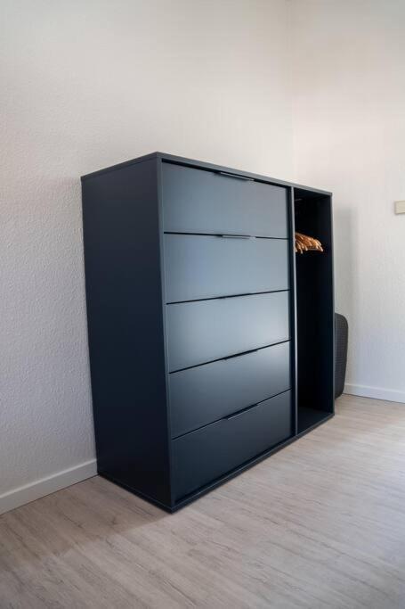 SUPER Lage modern Boxspringbett *Netflix* WLan* Lejlighed Chemnitz Eksteriør billede